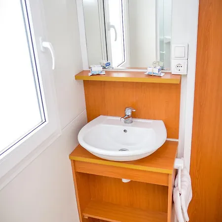 Rivijera Mobile Homes Miran 假日公园 皮罗瓦茨